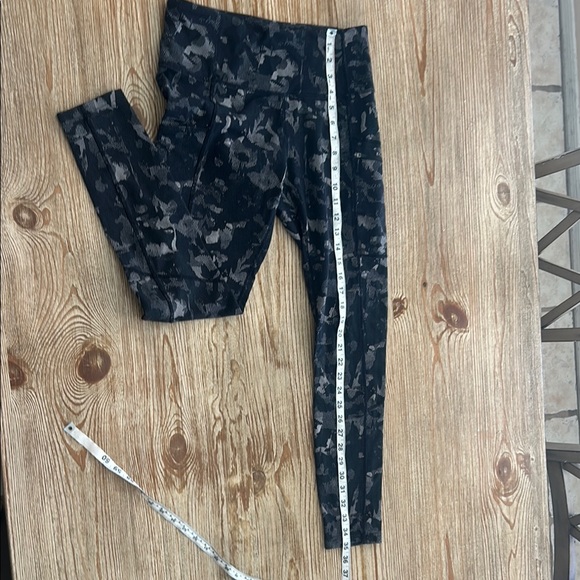 Title Nine women’s leggings, Size S - Picture 7 of 7